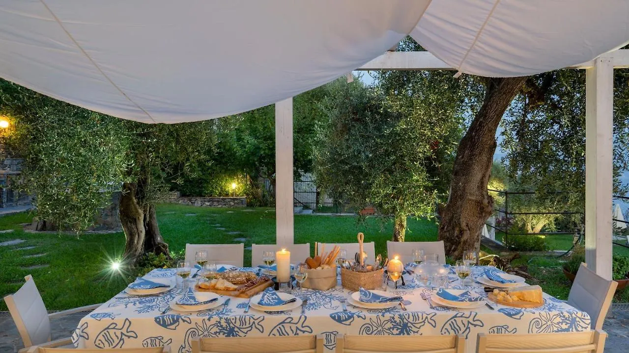 Villa Scirocco 102 Emma Villas Pieve Ligure